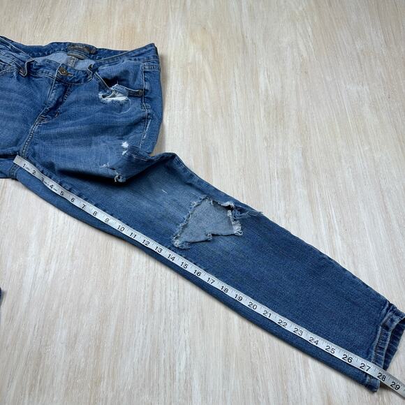 Torrid Mid Rise Skinny Vintage Stretch Distressed Casual Denim Jeans Women's 10R - Picture 8 of 16